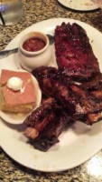 Lucille's Smokehouse B-que food