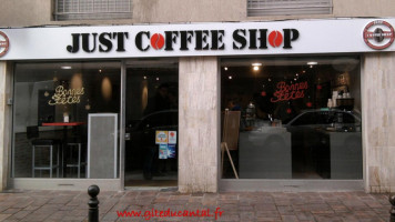 Just Coffee Shop 1989 outside