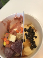 Pico Berry Frozen Yogurt food