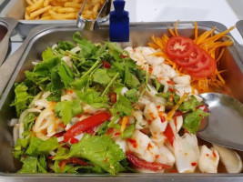 ร้านกันเอง บุฟเฟ่ต์ หมูกะทะลาดหญ้า Nourriture