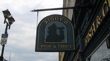 Ziggy's Fish & Chips food