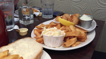 Olde Yorke Fish & Chips food