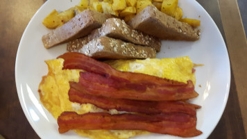 John's Breakfast & Lunch food