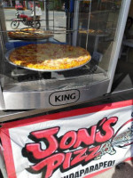 Jon's Pizza food