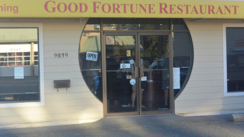 Good Fortune Restaurant outside