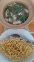 ร้านก๋วยเตี๋ยวเนื้อรสเด็ด ท่านคร food