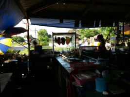 ร้านไทย อีสานน้ำตก food