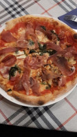 Pizzeria Rosa Blu food
