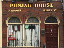 Punjab Curry House inside