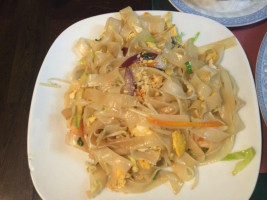 Pad Thai food