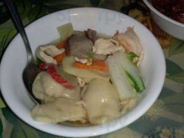 Tien Kue Inn food