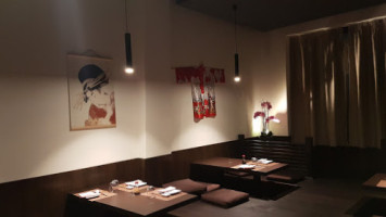 Mya Sushi inside