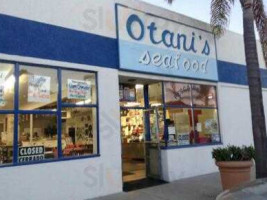Otani's Seafood outside