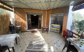 Alkhayma Sidi Bouzid مطعم الخيمة inside