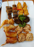 Khun Akorn food