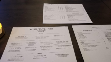Vista 18 Lounge food
