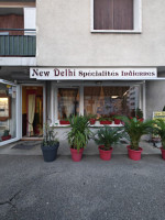 New Delhi Specialites Indiennes outside
