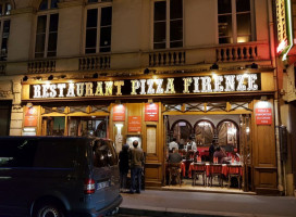 Pizza Firenze food