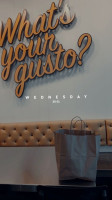 Gusto! inside