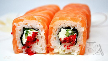 Vashi Sushi food