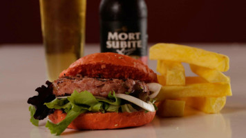 Instinto Gourmet Burguer food