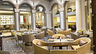16 Haussmann Paris Marriott Ambassador food