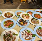 ยำสะเดิด อุดร Nourriture