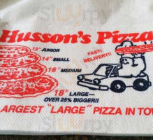 Husson's Pizza food