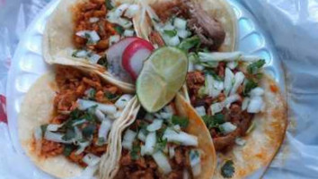 El Pique Peruvian Mexican food