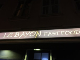 Le Bayon Fast-Food food