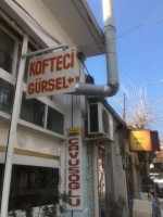 Köfteci Gürsel outside