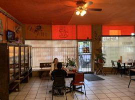 Las Fuentes Taqueria food