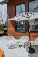 Mikko Café Torréfacteur outside