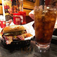 Red Robin Gourmet Burgers And Brews food