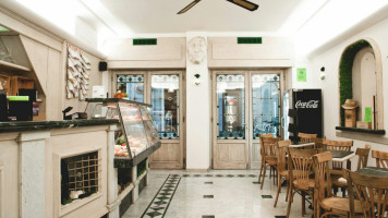 Caffe Sabatino inside