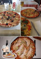 Pizzeria Ca' Bianca food