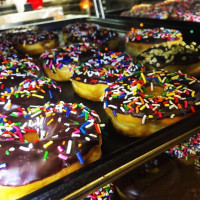 Winchell's Donut House food