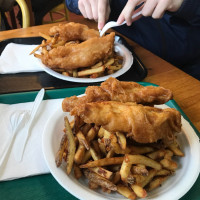 Sydelle's Fish and Chips food