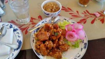 Yen Ching Dining food