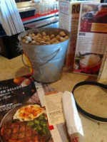 Logan's Roadhouse food