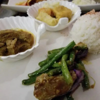 Kaya Malay Bistro food