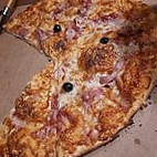 La Pat' A Pizz food