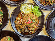 Lauk Kampung (tamarind Square) food