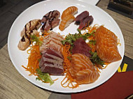 Nekko Sushi inside