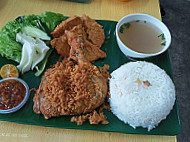 Warung Makan Ayam Penyet (2012-jejawi) food