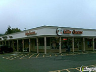 Little Caesars Pizza outside