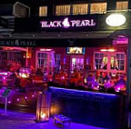 Restaurant "Black Pearl" inside