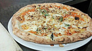 La Pizzettata food
