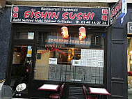 Eishin Sushi inside
