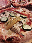 Pizza Follia Di Salvatore Delle Rose food